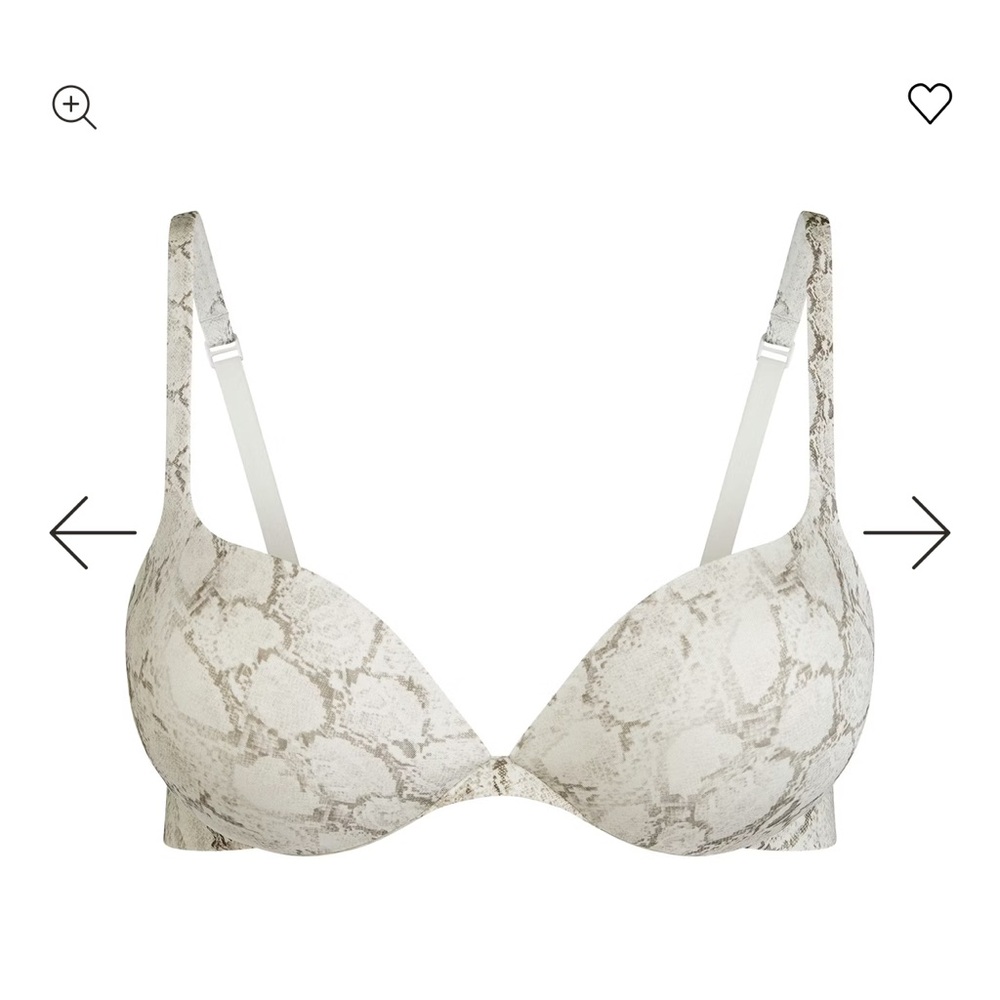 SKIMS Snakeskin Print Bra in Cream